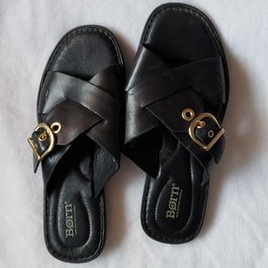 NWOT Born Sandals  Backless Black